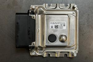 Centralina AdBlue Renault 237G00049R DCU17PC42