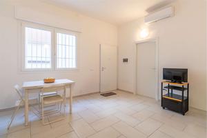 Rifinito bilocale con cortile