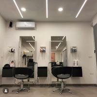 Arredamento negozio parrucchiera