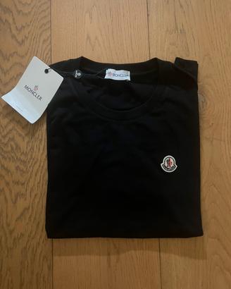 t-shirt moncler