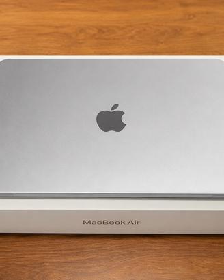 MacbookAir M4 | 28 cicli di ricarica | Come nuovo