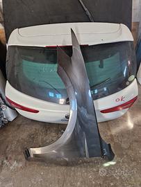 Volkswagen Passat B8 2014-2023 Parafango Anteriore