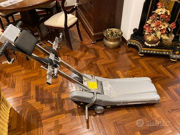 Montascale cingolato KSP per disabili