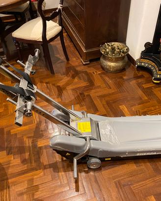 Montascale cingolato KSP per disabili