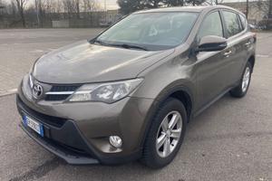 Toyota rav4 - 2013