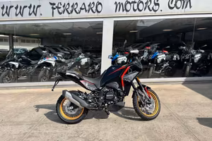 Moto Morini X-Cape 700 nuova pronta consegna a 74 