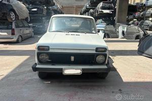 Ricambi Lada Vaz Niva 4x4 1.6 benz/GPL del 1991