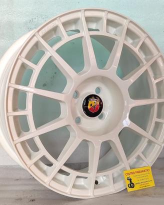 Cerchi In Lega NUOVI 17 Made In Italy Abarth Fiat