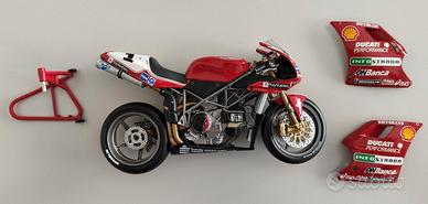 Modelli moto competizione