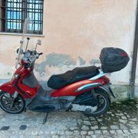 Piaggio Beverly 250