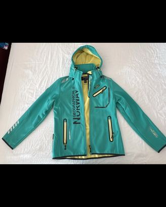 Giubbino Geographical Norway