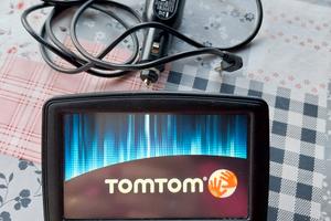 Navigatore satellitare Tomtom XL modello 4ETO3 