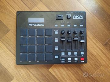 controller midi AKAI MPD 226