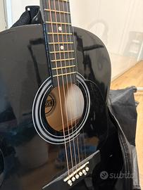 Chitarra acustica