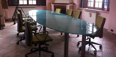 Tavolo in vetro e metallo allungabile fino a 4,6 m