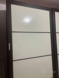 Mobile con ante scorrevoli