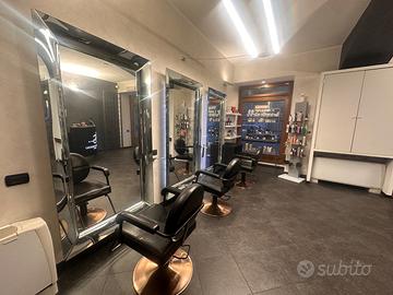 ARREDAMENTO COMPLETO SALONE PARRUCCHIERE –