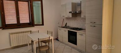 Appartamento trilocale zona tennis ponte a egola