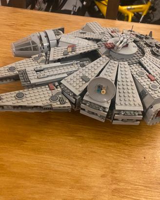 Millenium Falcon Lego