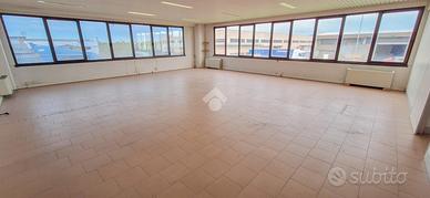 UFFICIO A CASSANO D'ADDA