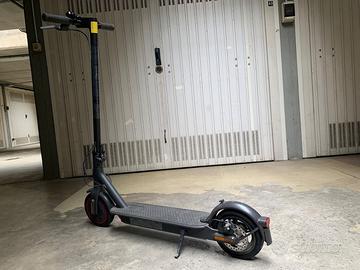 XIAOMI MI ELECTRIC SCOOTER PRO 2