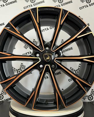 CERCHI IN LEGA LAMBORGHINI URUS DOPPIA MISURA 22