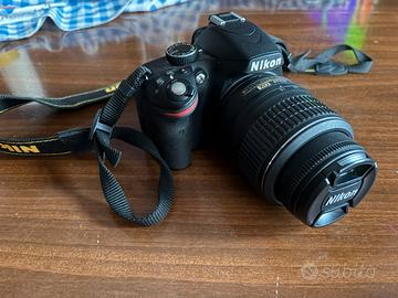 Reflex Nikon D3200 - obiettivo base 18-55 mm