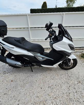 Scooter kymco xciting 400i del 2016