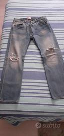 levi's pantaloni 