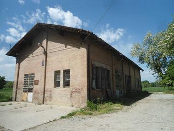 Immobile di 330 m² a Argelato