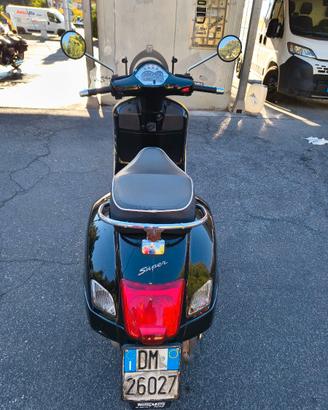 Vespa 300 gts
