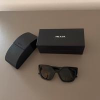 Occhiali da sole Prada