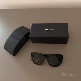 Occhiali da sole Prada