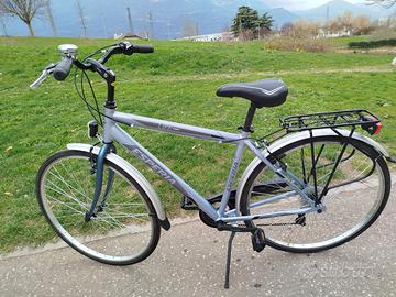 bicicletta da uomo nuova 