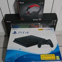 Ps4 tenuta veramente bene, cuffie, mouse e tastie