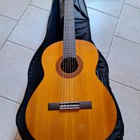 chitarra Yamaha C40 nuova