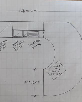 Cucina in rovere laccato giallo 400x280 cm