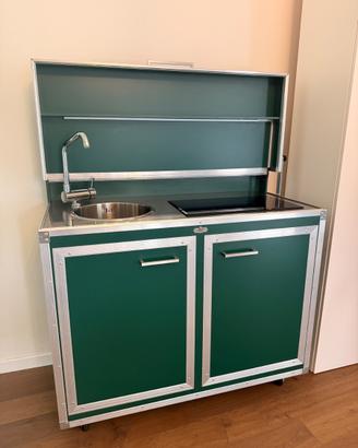 Mini Cucina a scomparsa trasportabile
