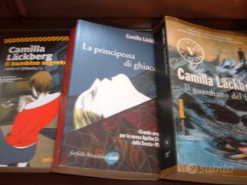 LIBRI GIALLI CAMILLA LACKBERG