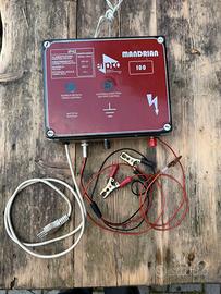 Elettrificatore recinto elettrico