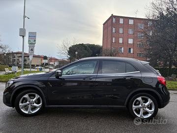 Mercedes GLA 180 Sport Auto 35.000 km