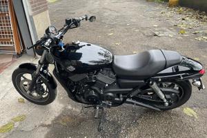 Harley Davidson 750 street