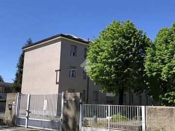 4 LOCALI A VIMERCATE