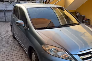 Honda FR-V 1.7 con GPL