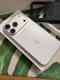 Apple iPhone 17 Pro Argento 256 GB