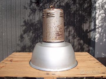 lampadarrio  industruale