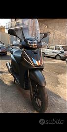Honda SH 300 sport