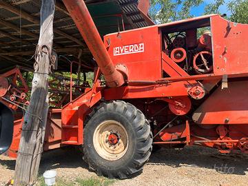 Mietitrebbia laverda m100