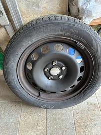 4 Cerchi in acciaio 16” Audi+ pneumatici invernali