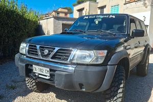 nissan patrol gr61 
